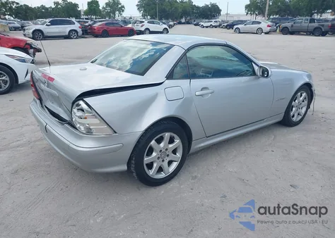 2003 Mercedes-Benz Slk 230 Kompressor из США, поврежденный, VIN WDBKK49F43F277168